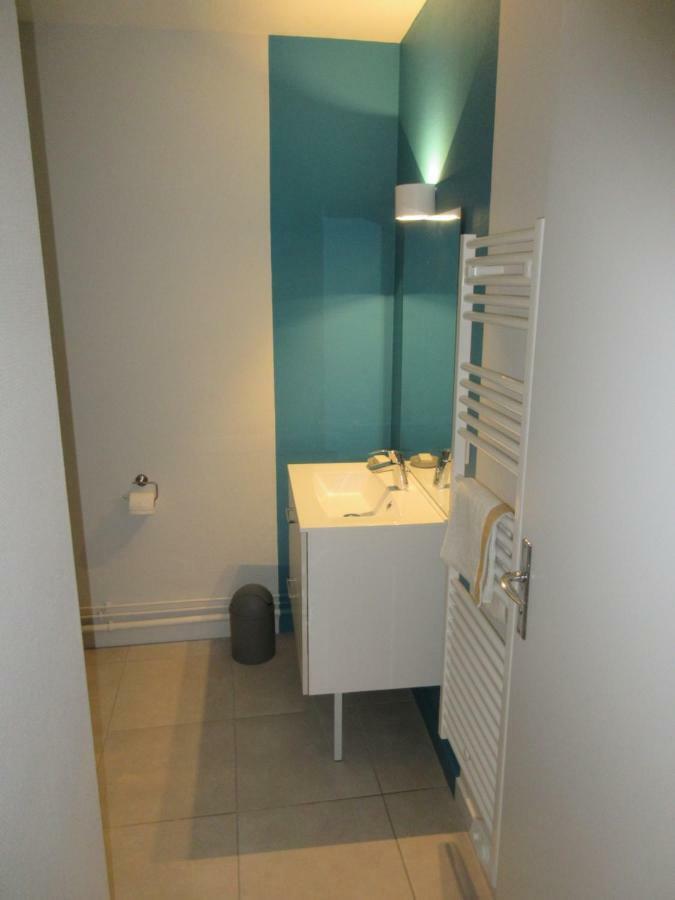 Preference - Hypercentre Avec Parking Prive Gratuit Et Lit Queen Size Apartamento Poitiers Exterior foto