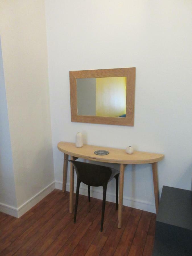Preference - Hypercentre Avec Parking Prive Gratuit Et Lit Queen Size Apartamento Poitiers Exterior foto