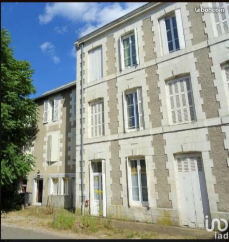 Preference - Hypercentre Avec Parking Prive Gratuit Et Lit Queen Size Apartamento Poitiers Exterior foto